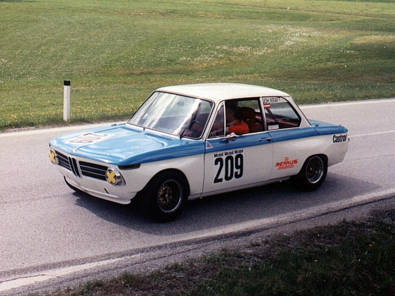 BMW%2002%20Historisch%203